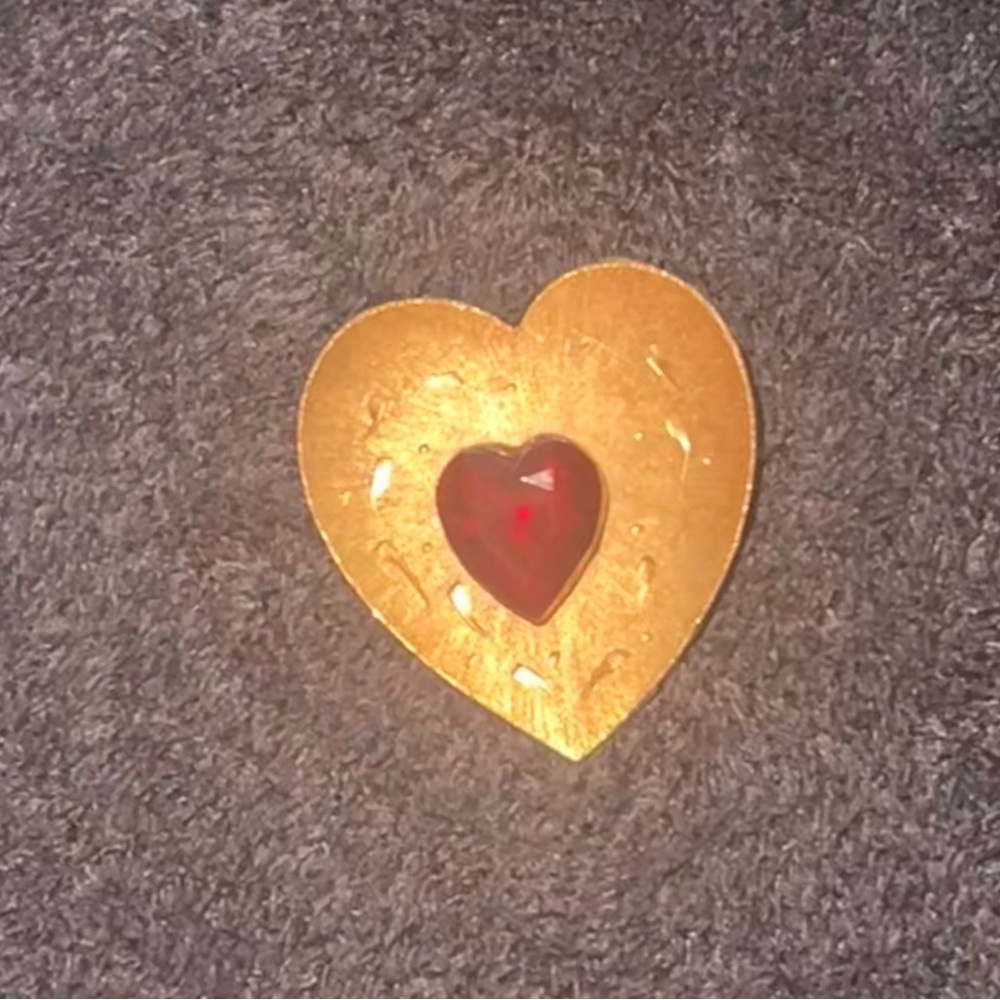 Vintage Signed ®JJ Brushed Gold Matte Finish brooch a little over 1”w and 1”L